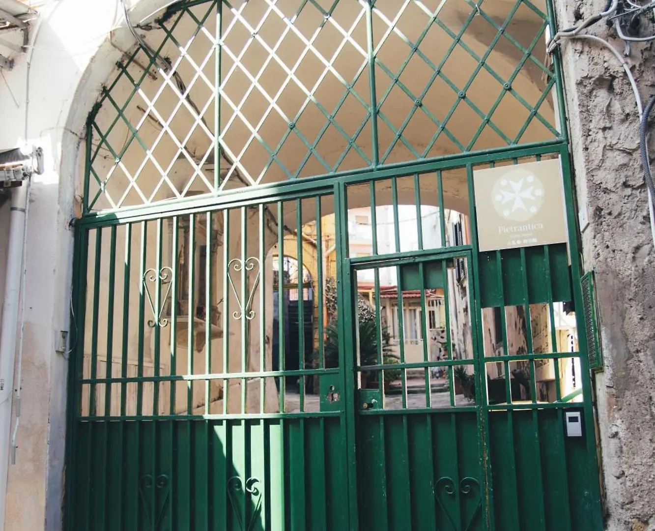 Pietrantica Guest House Ercolano Italia